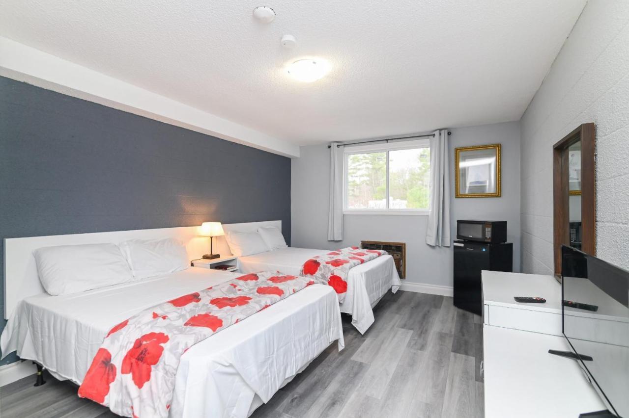 Lakeside Inn Cloyne المظهر الخارجي الصورة