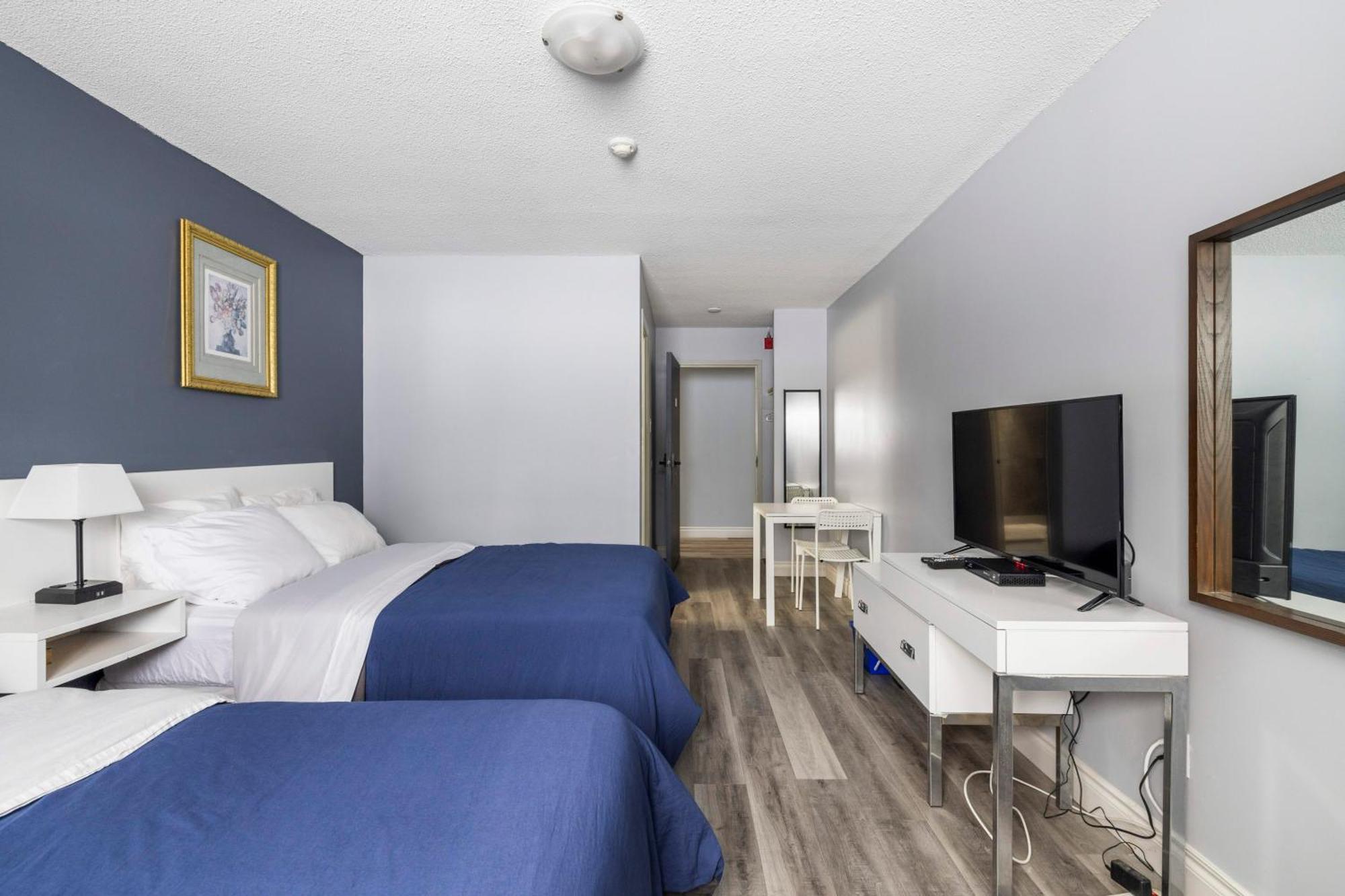 Lakeside Inn Cloyne المظهر الخارجي الصورة